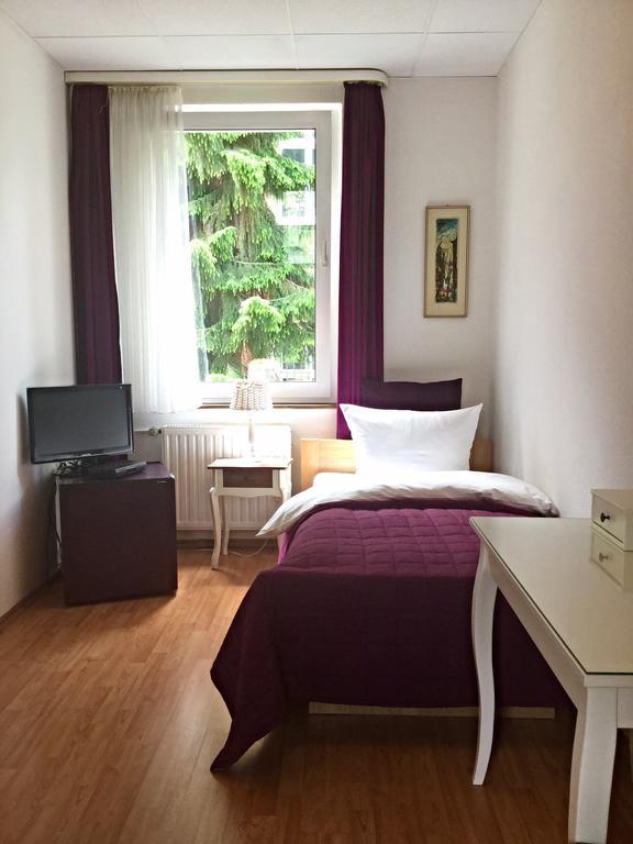 Hotel Hoelscher Solingen Buitenkant foto